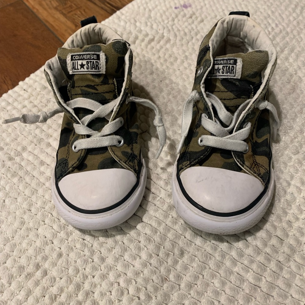 Kids camp slip on chuck’s